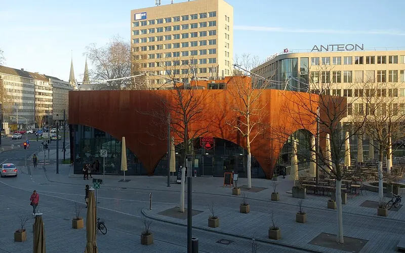 Außenansicht des Restaurants Wilma Wunder in Düsseldorf.