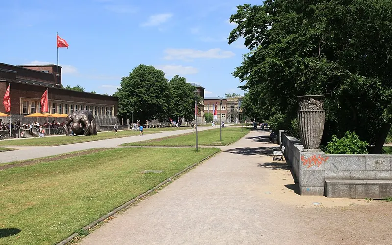 Das NRW-Forum Düsseldorf im Ehrenhof.